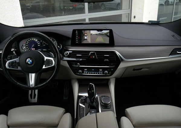 BMW 6GT cena 159900 przebieg: 113000, rok produkcji 2018 z Gniezno małe 154